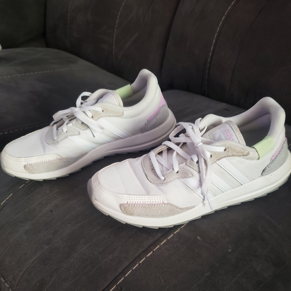 Adidas womens tennis shoes